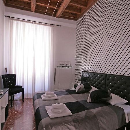 Trastevere 3 Bedrooms 로마 외부 사진